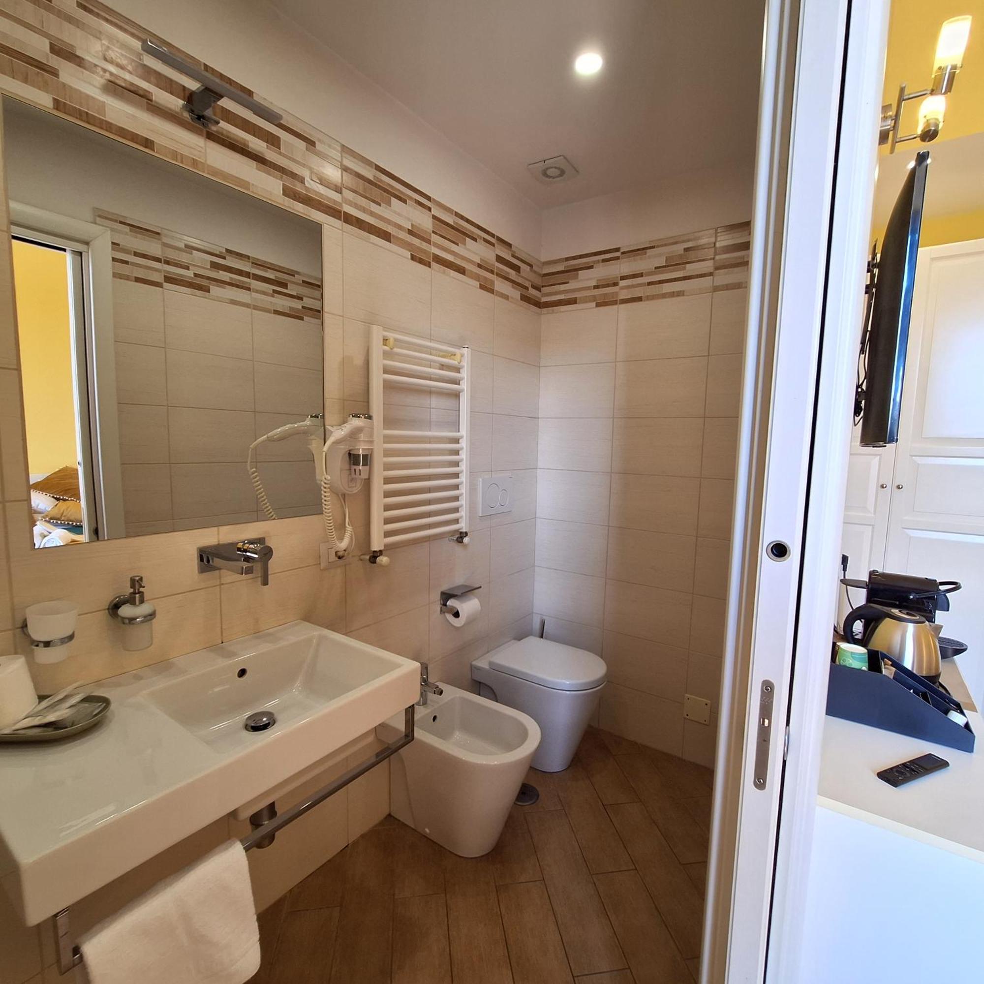 Residenze Serventi Longhi Rom Exteriör bild